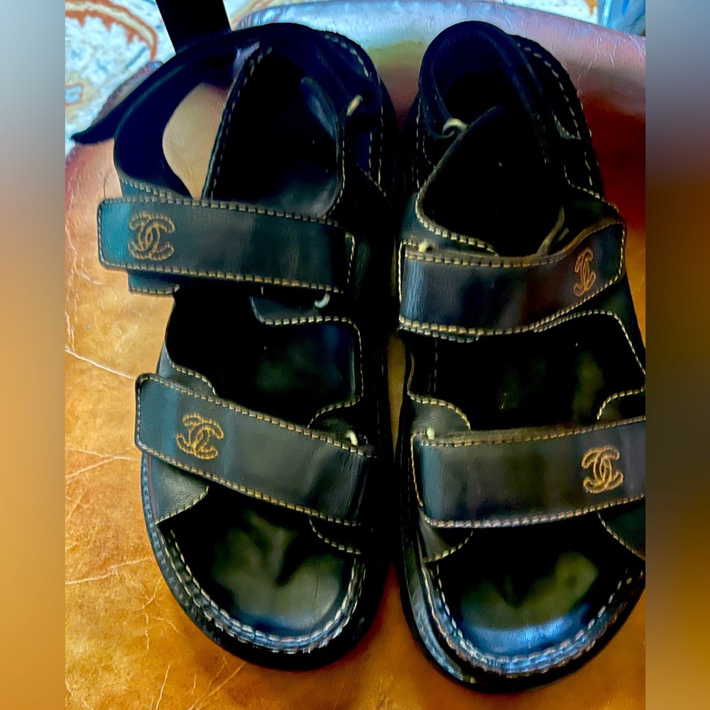 Chanel 1999 DAD shoes sandals read description. Authentic